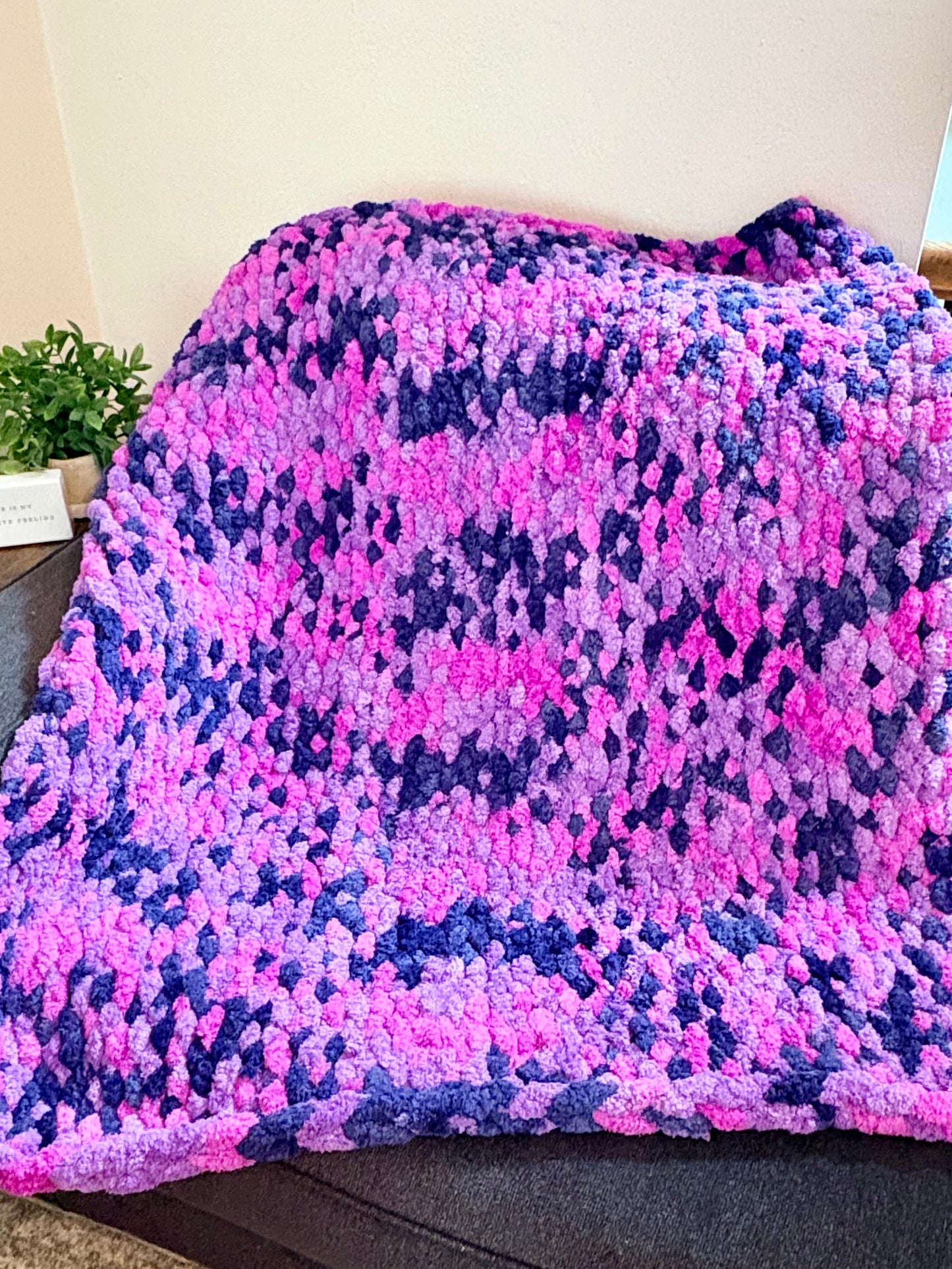 Purple Speckle Chunky Lap Blanket (RTS)