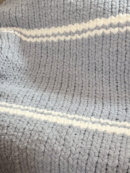 Ice Blue & Cream Chunky Throw Blanket (RTS)