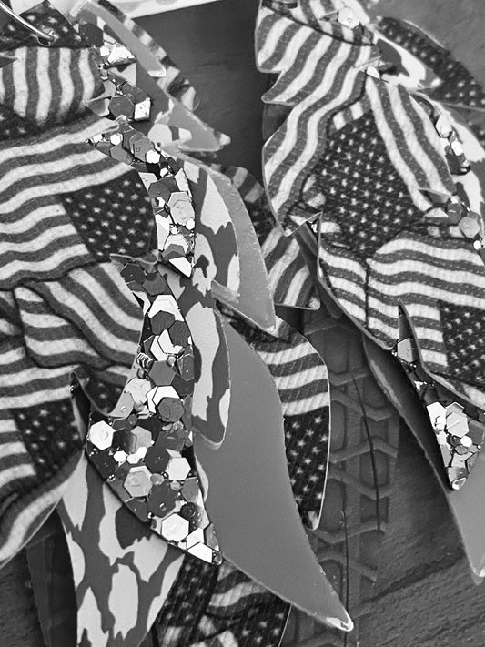 Mystery 4th of July Feathers